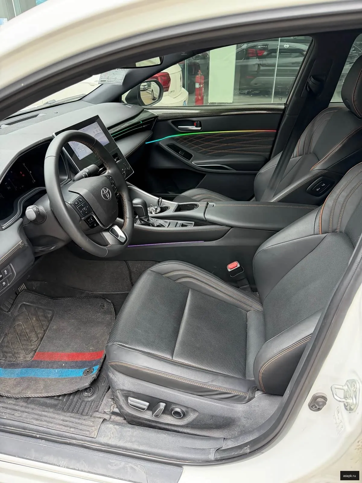 Toyota Avalon 5