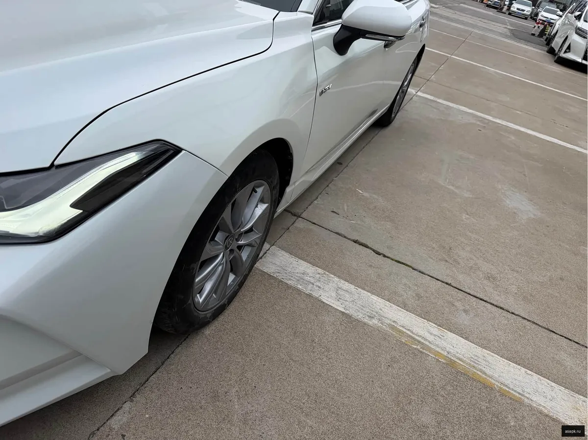 Toyota Avalon 3