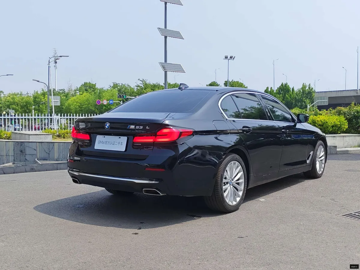 BMW 5-Series 5