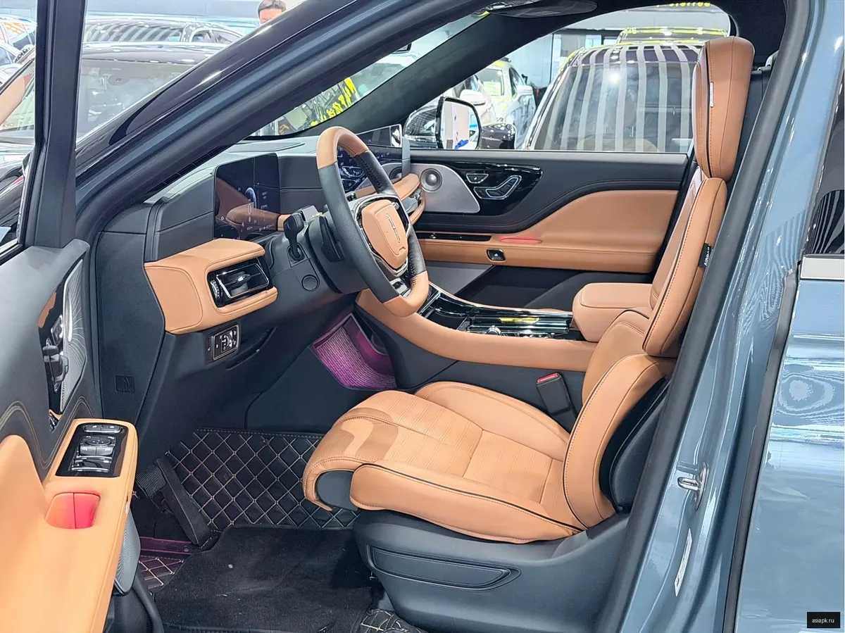 Lincoln Aviator 6