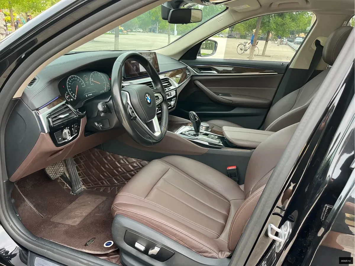 BMW 5-Series 6
