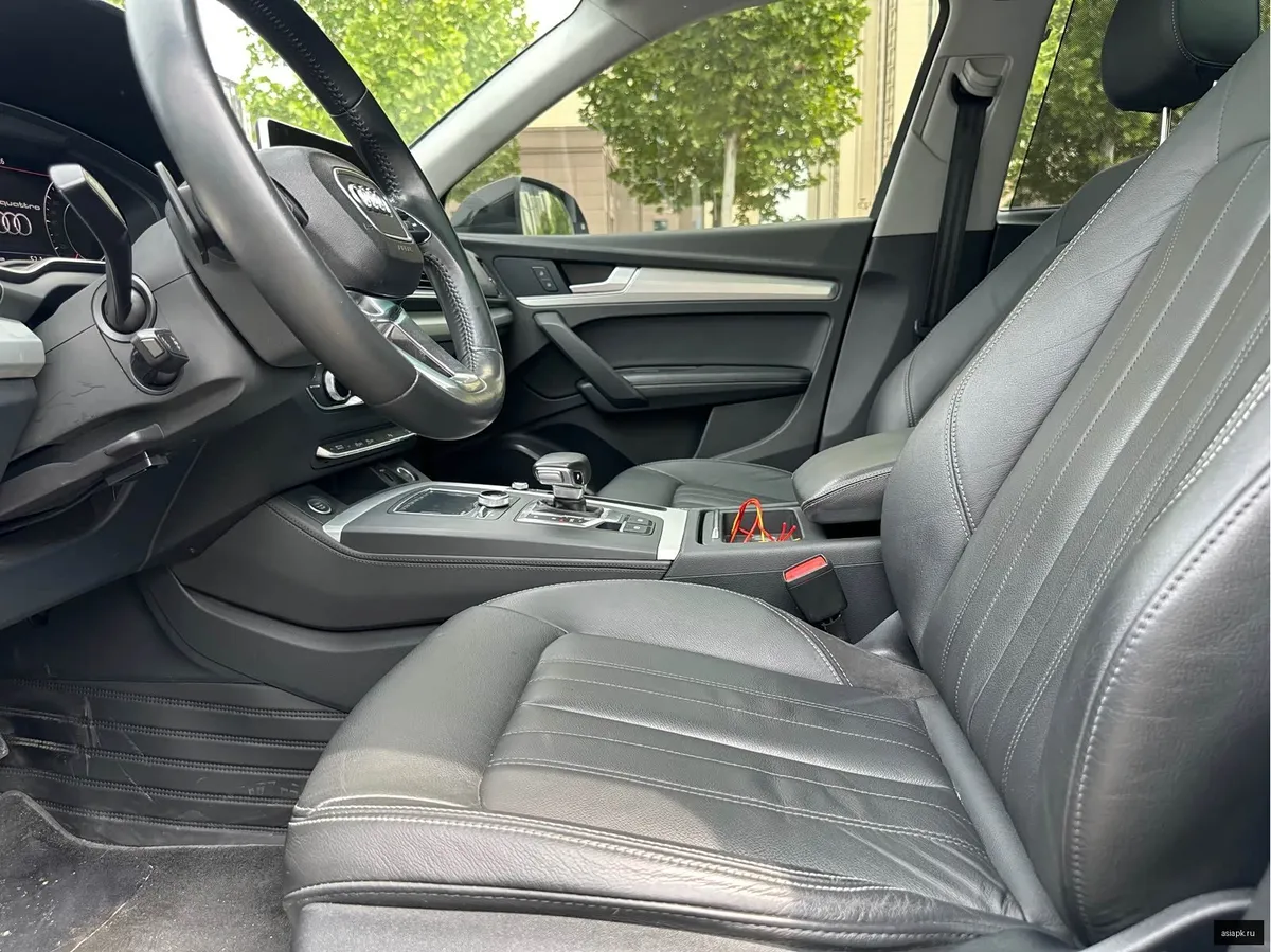 Audi Q5 6