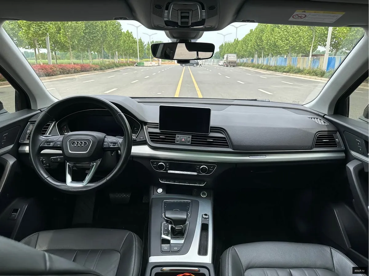 Audi Q5 4