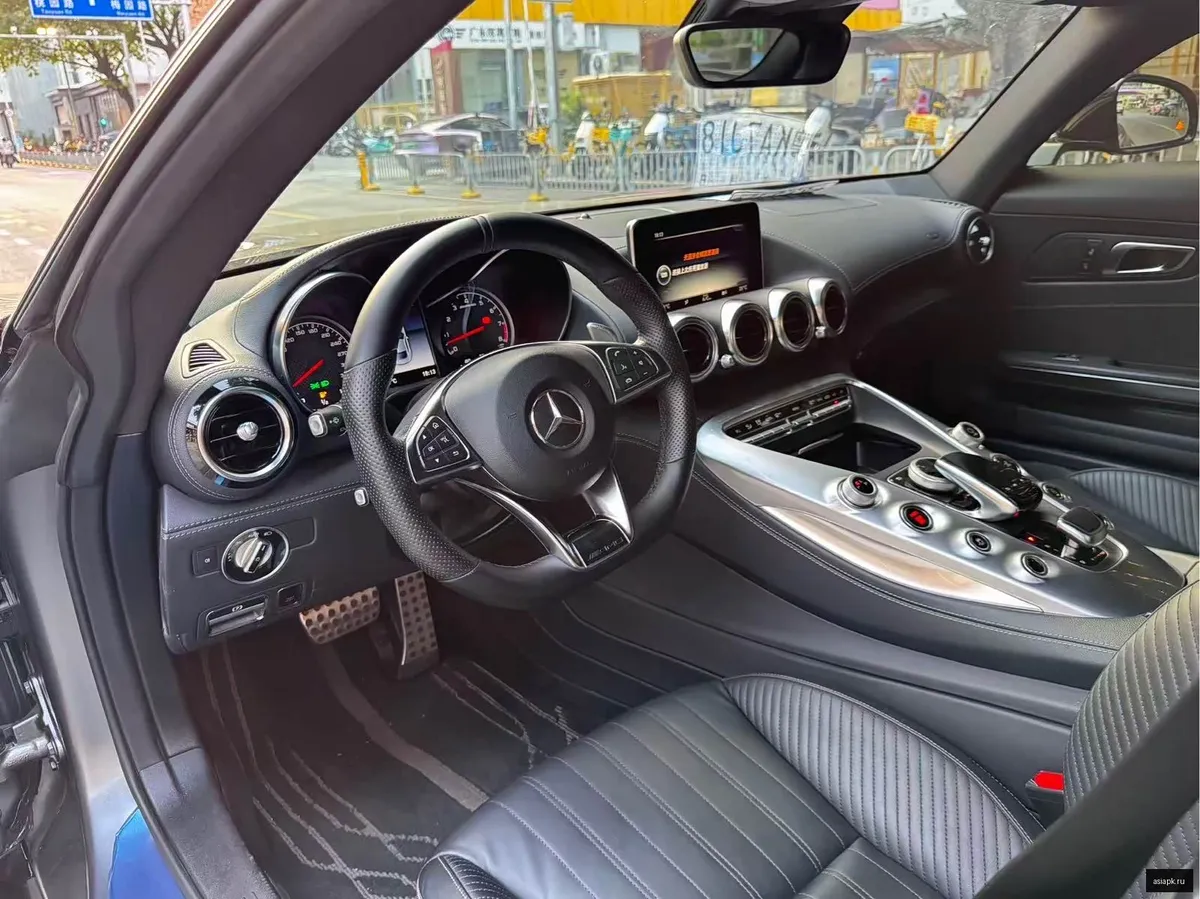 Mercedes-Benz AMG GT 5