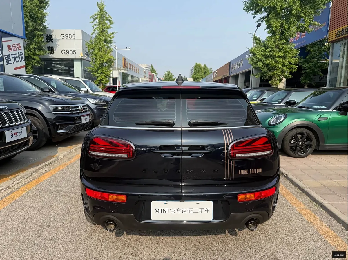 MINI Hatch 5
