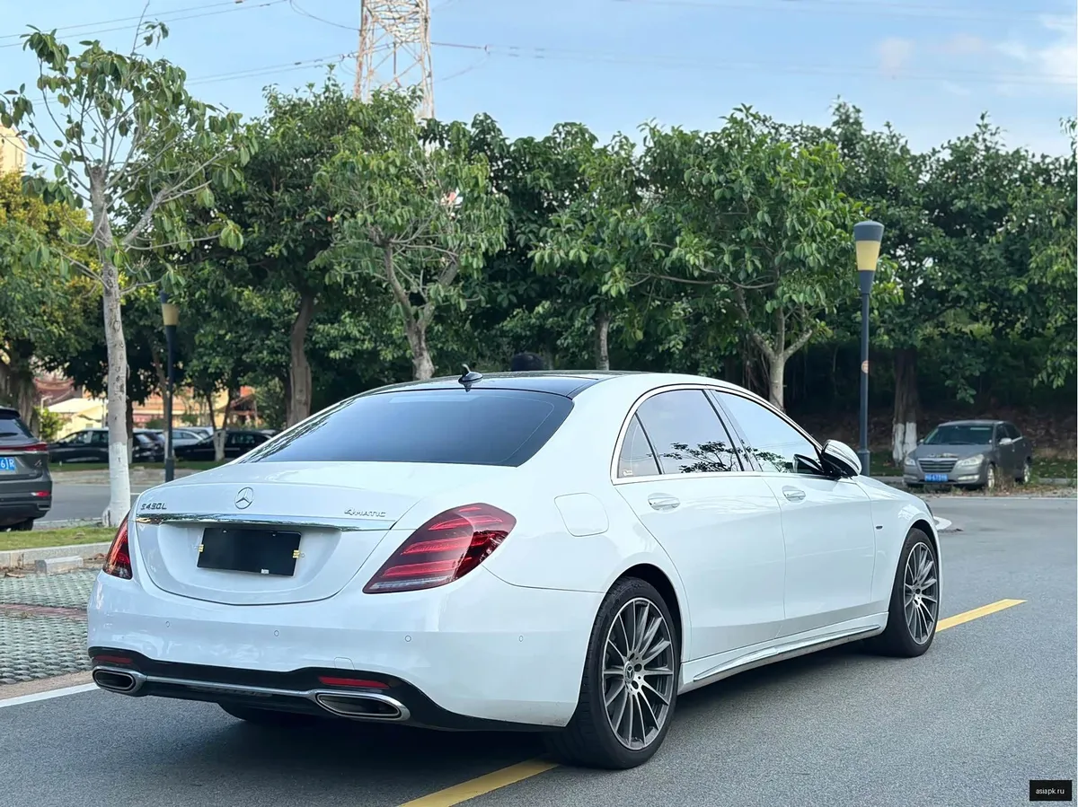 Mercedes-Benz S-Class 6
