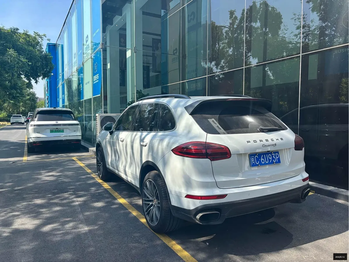 Porsche Cayenne 4