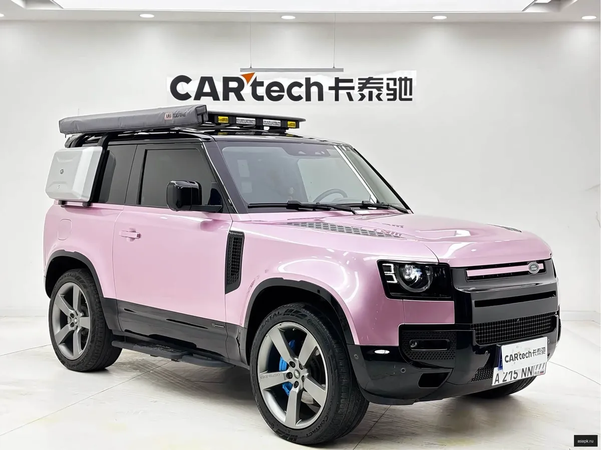 Land Rover Defender 3