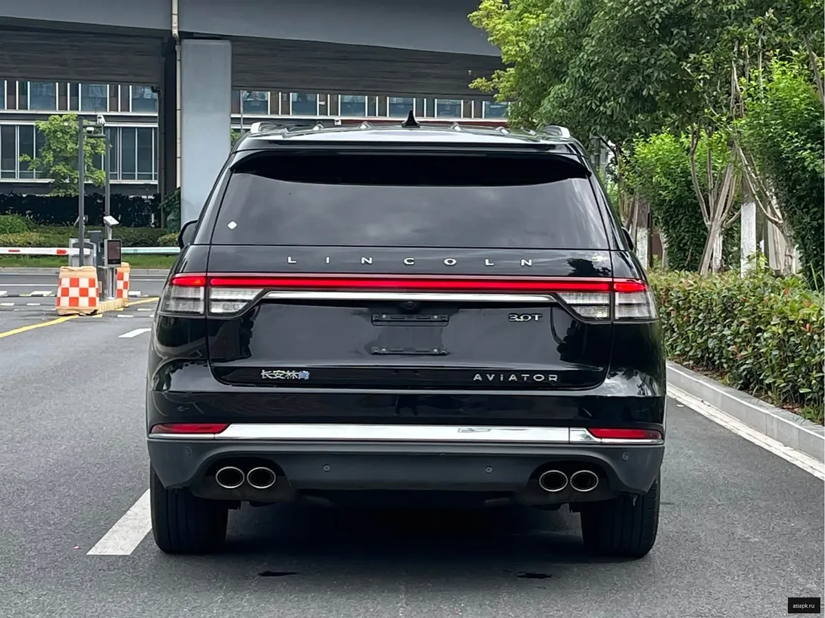 Lincoln Aviator 5