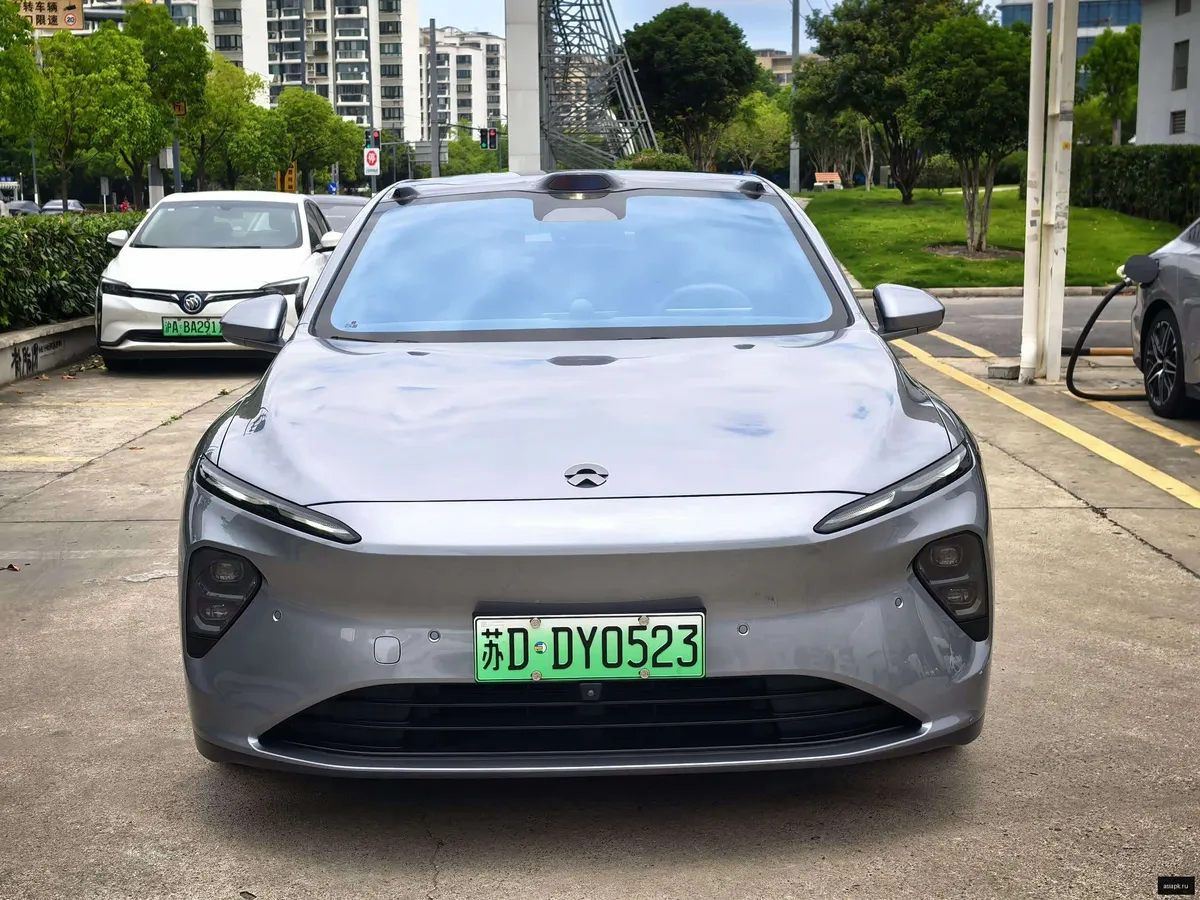 nio ET7 2