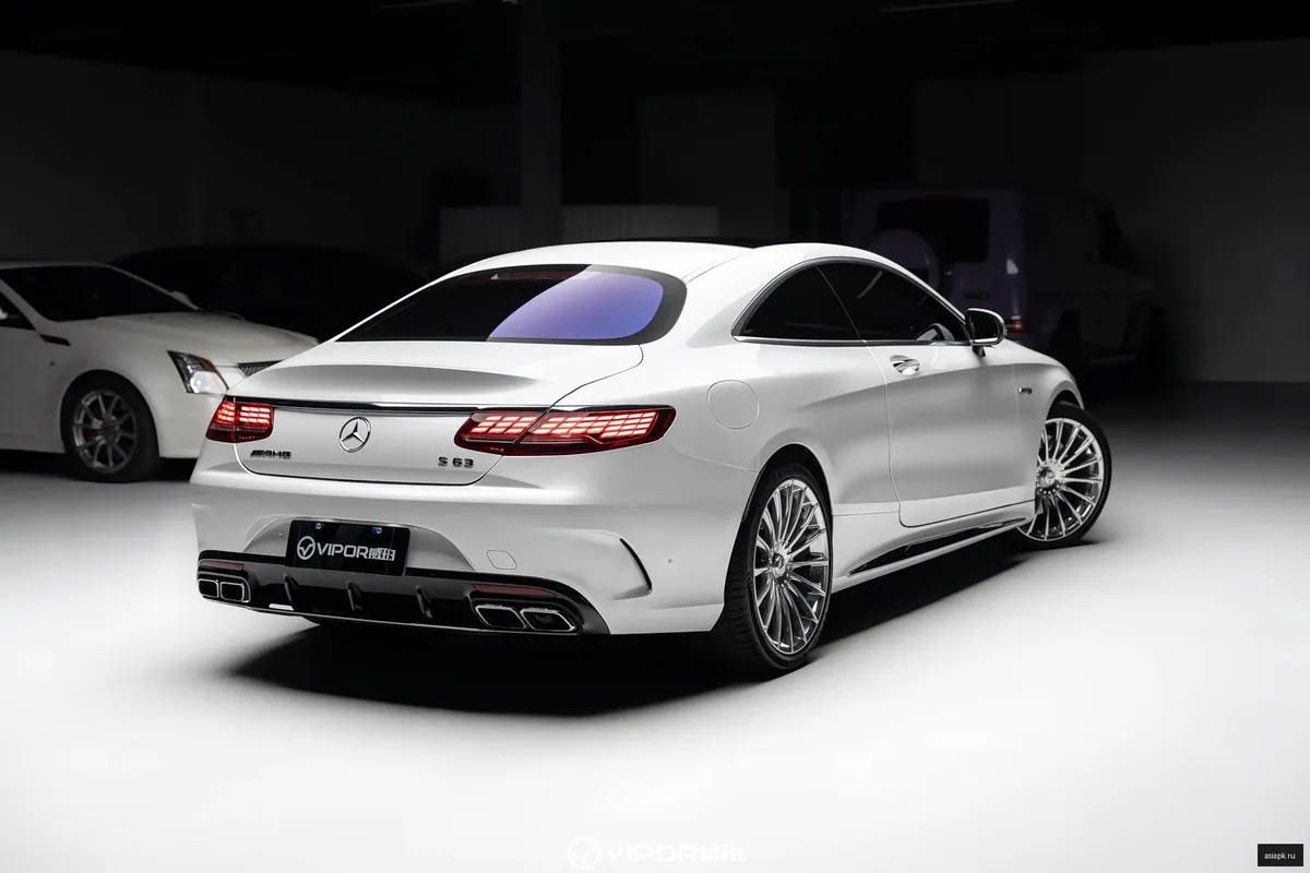 Mercedes-Benz S-Class 3