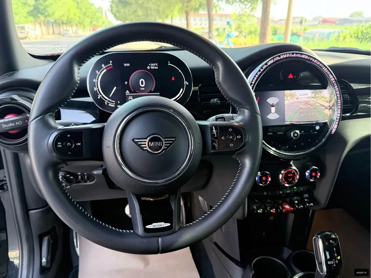 MINI Hatch 6