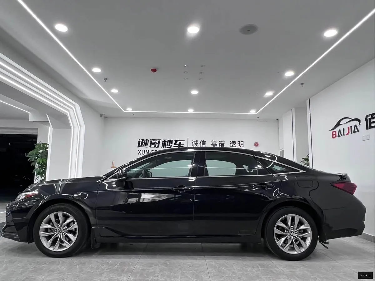 Toyota Avalon 4