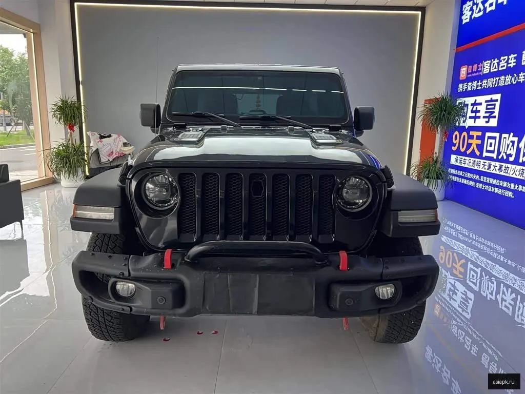 Jeep Wrangler 2