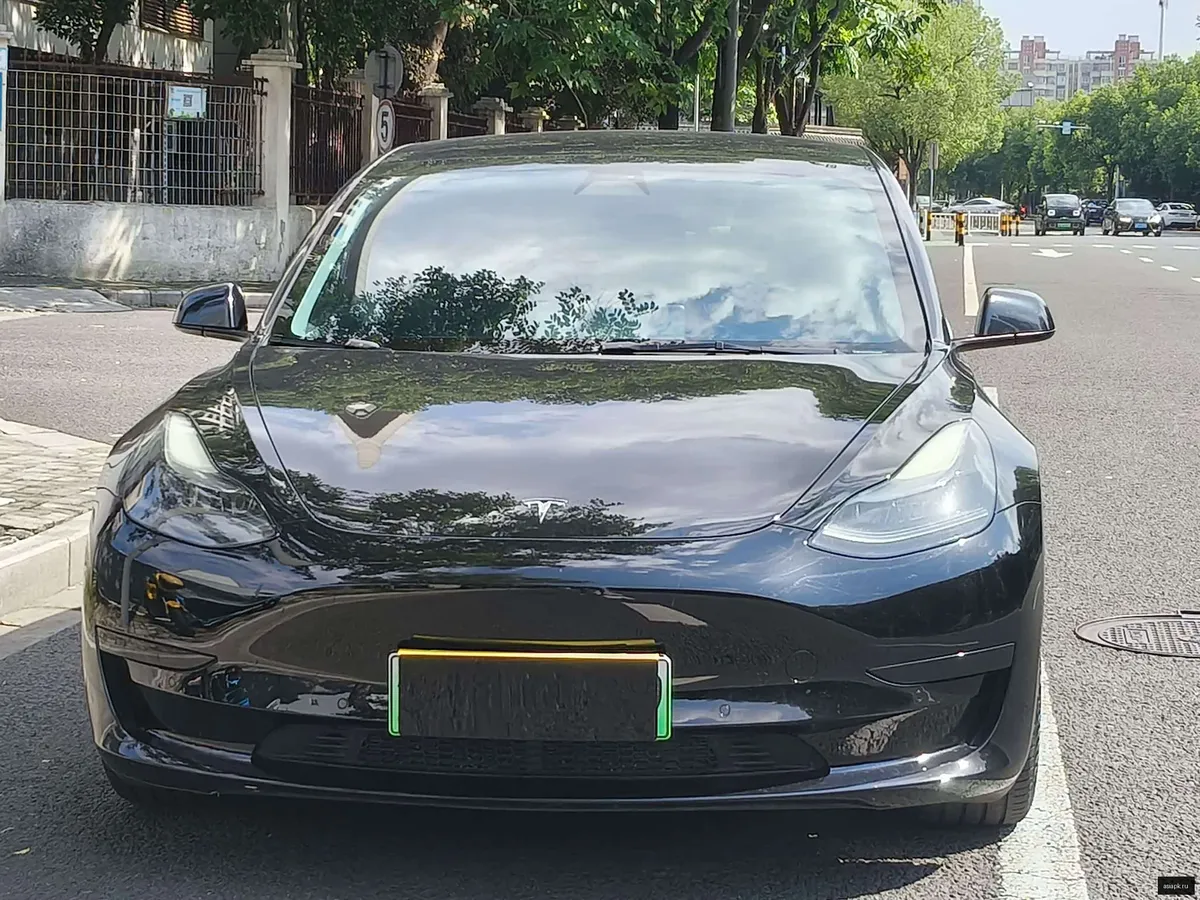 tesla Model Y 2