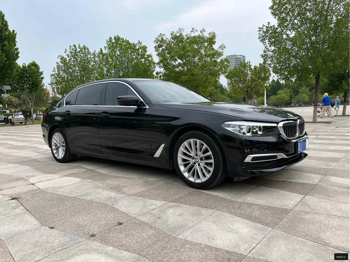 BMW 5-Series 3