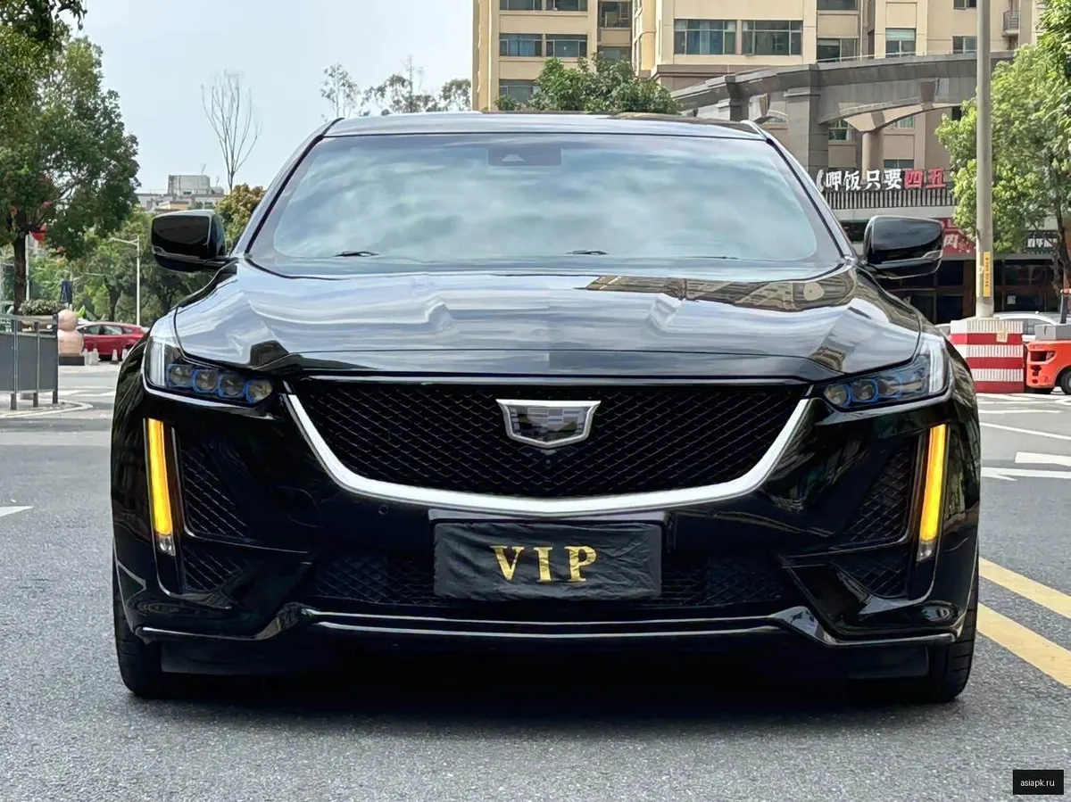 Cadillac CT5 2