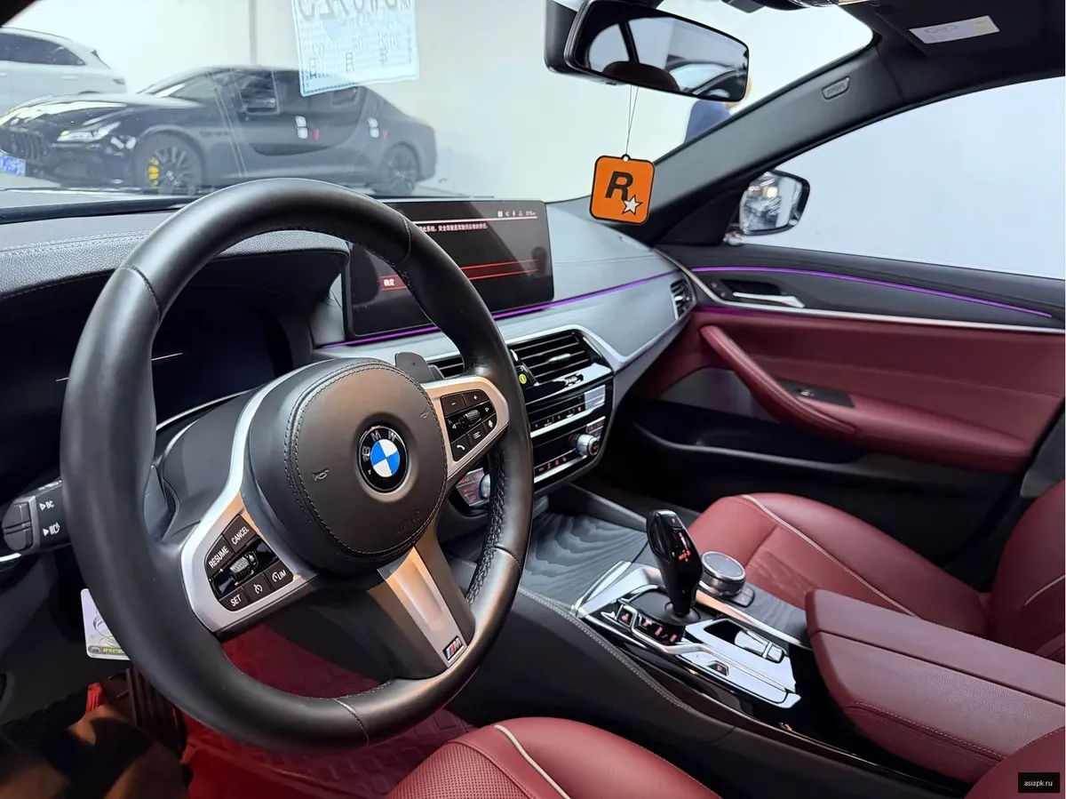 BMW 5-Series 5