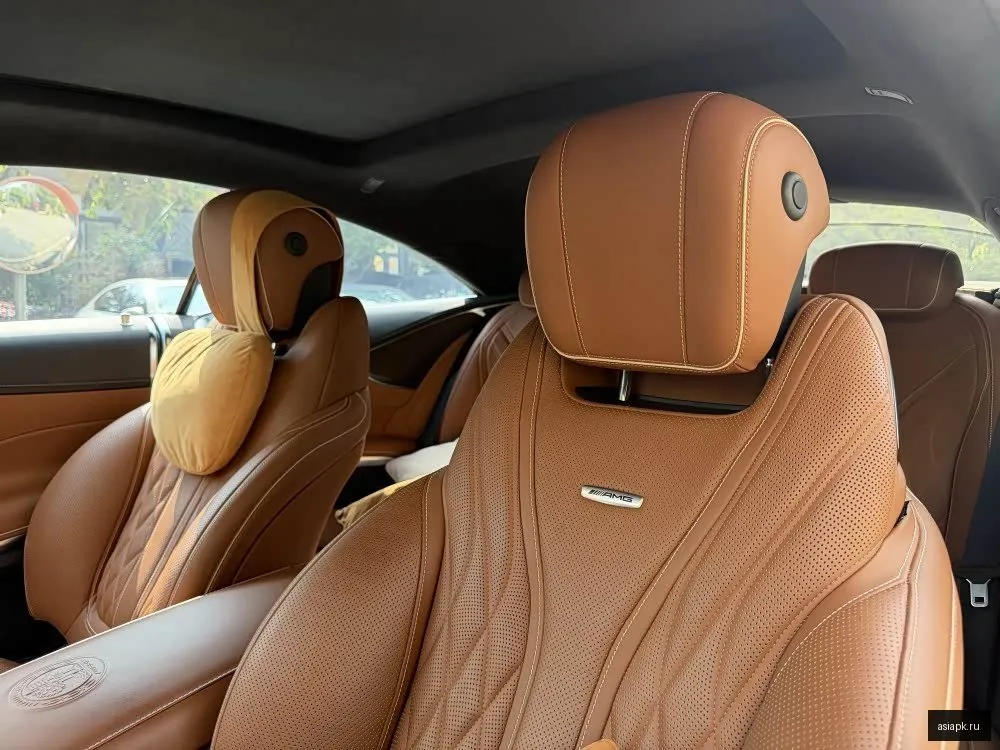 Mercedes-Benz S-Class 4
