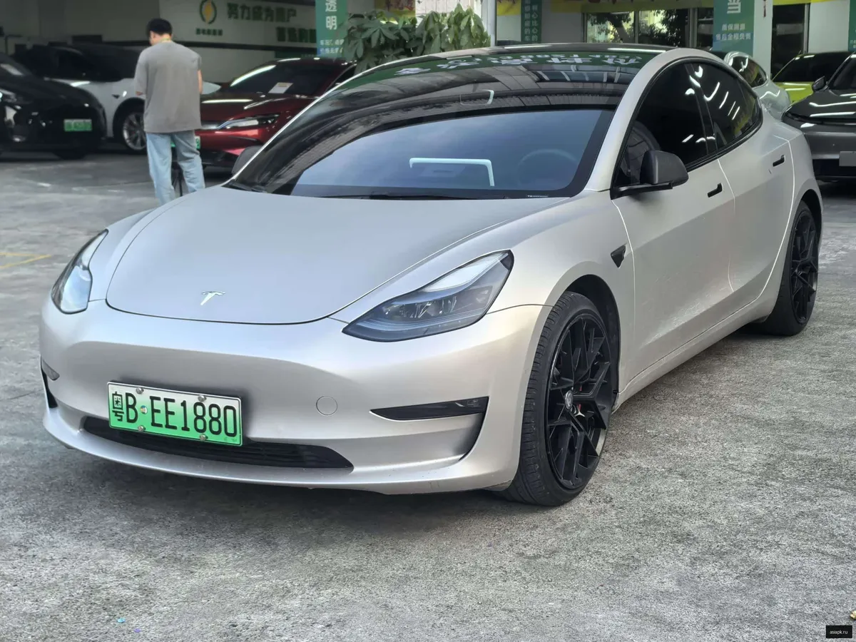 tesla Model Y 2