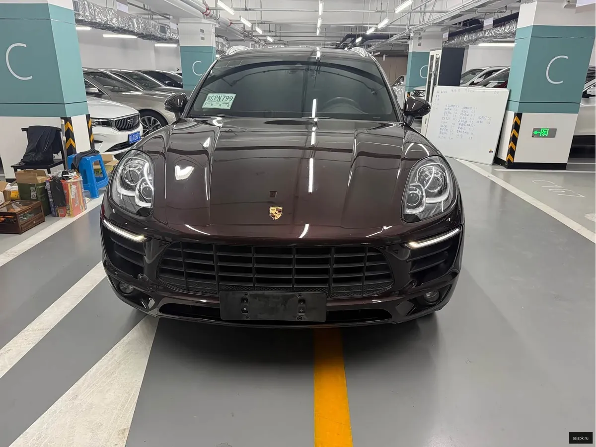 Porsche Macan 2
