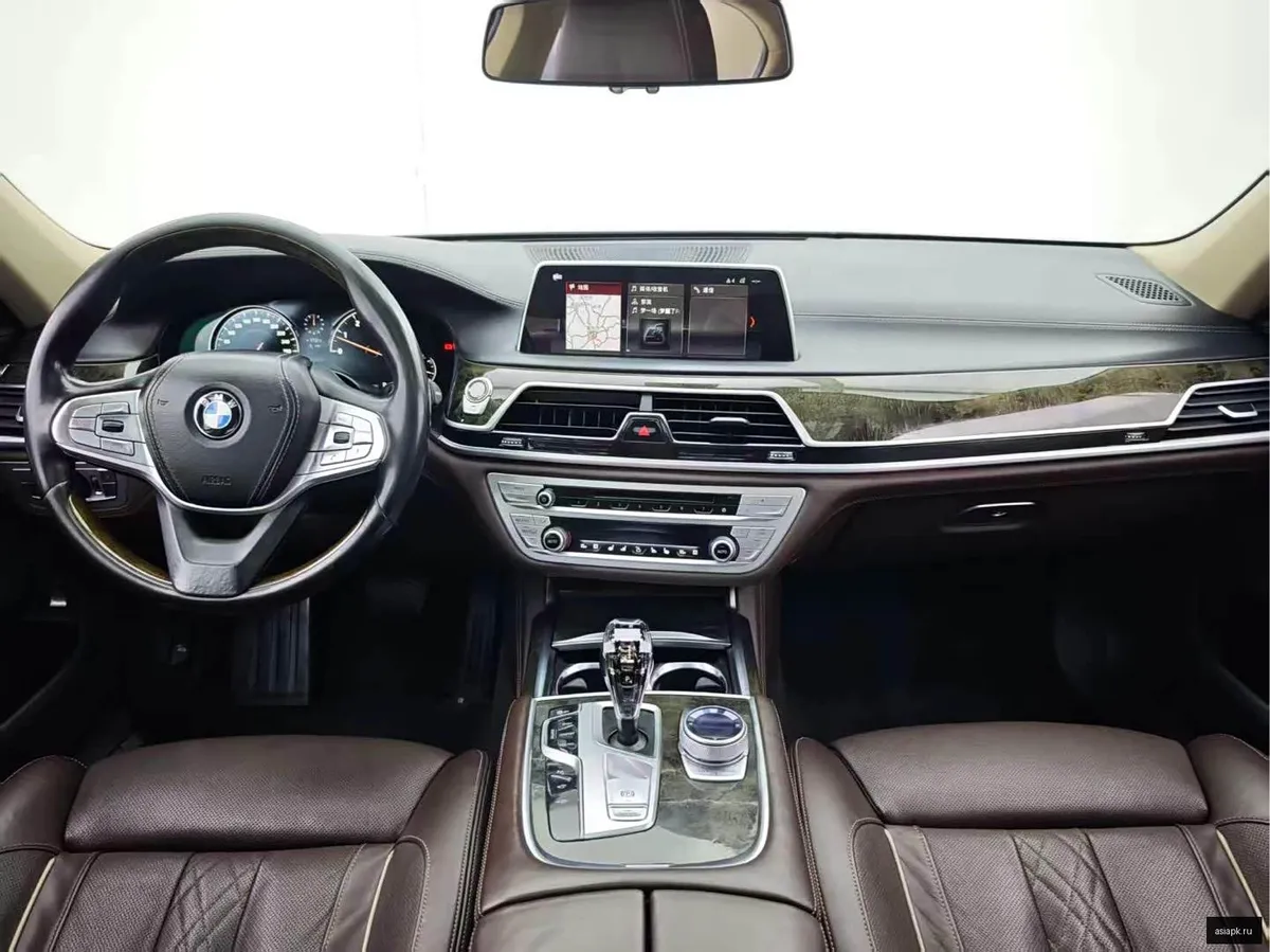 BMW 7-Series 6