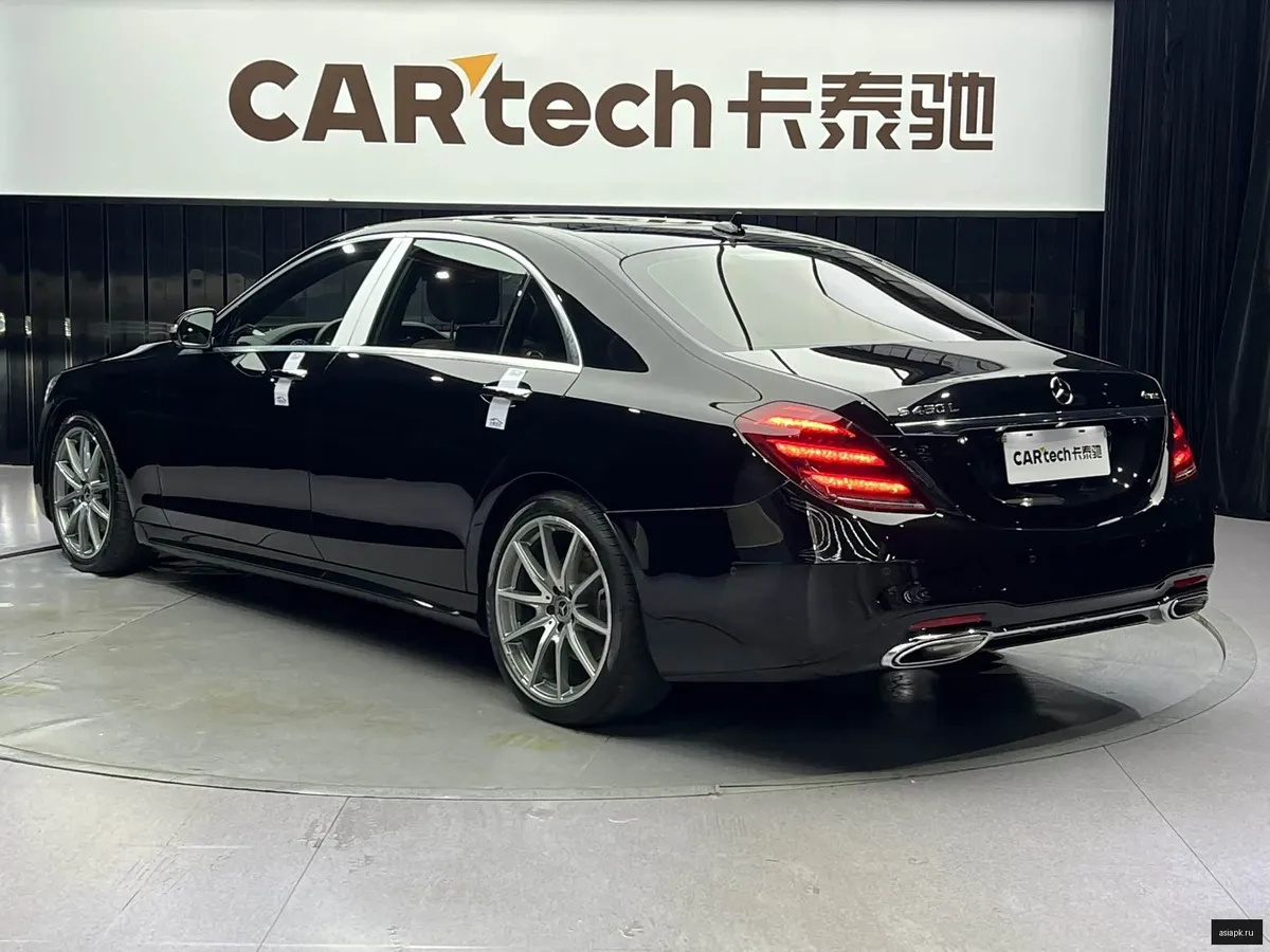 Mercedes-Benz S-Class 4