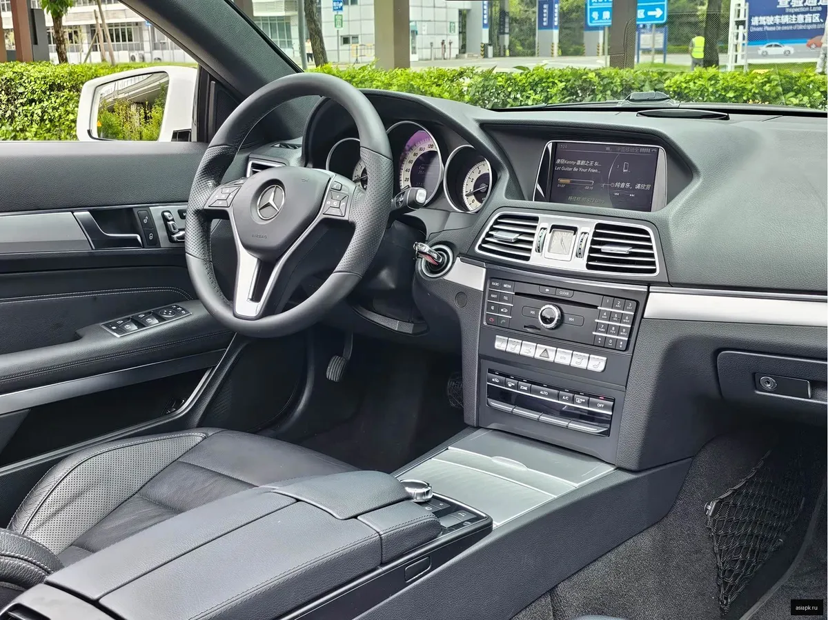 Mercedes-Benz E-Class 6