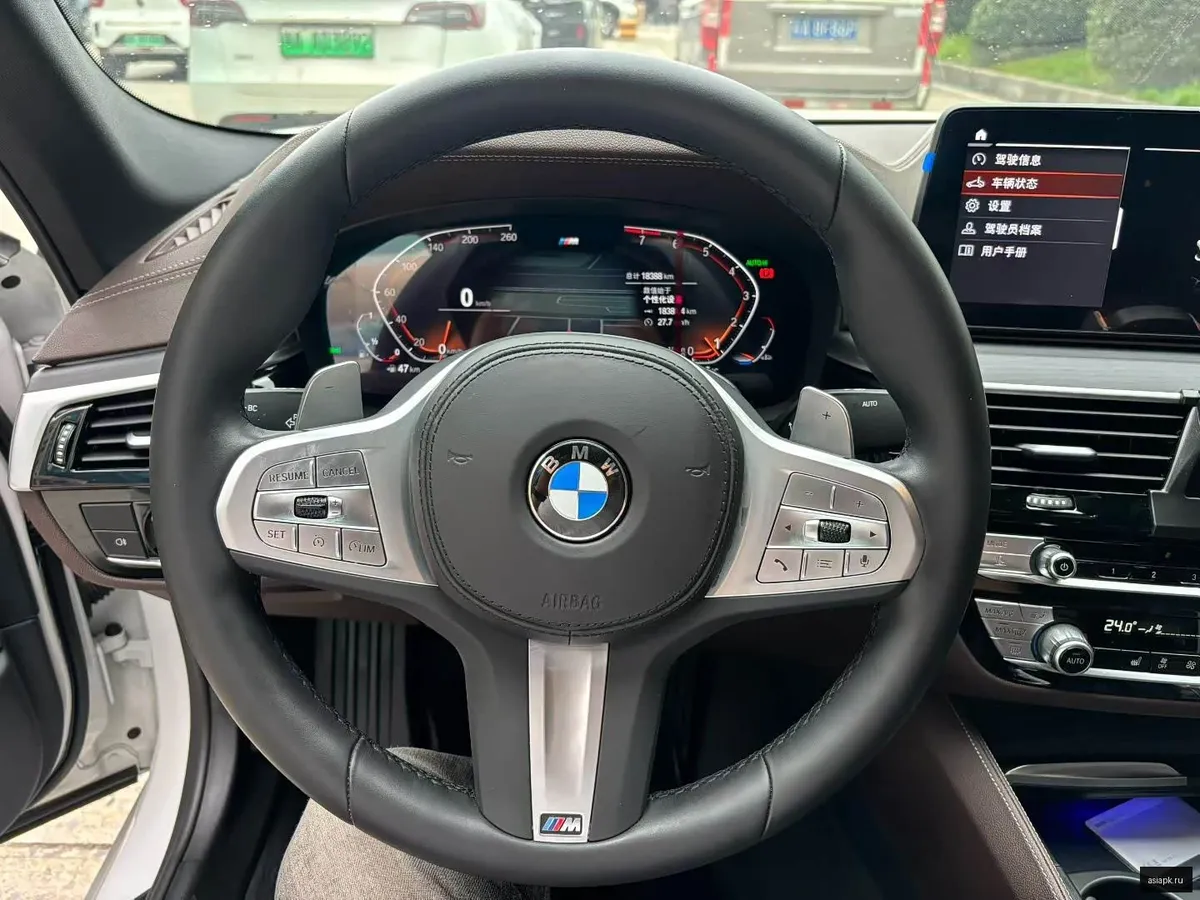 BMW 5-Series 5