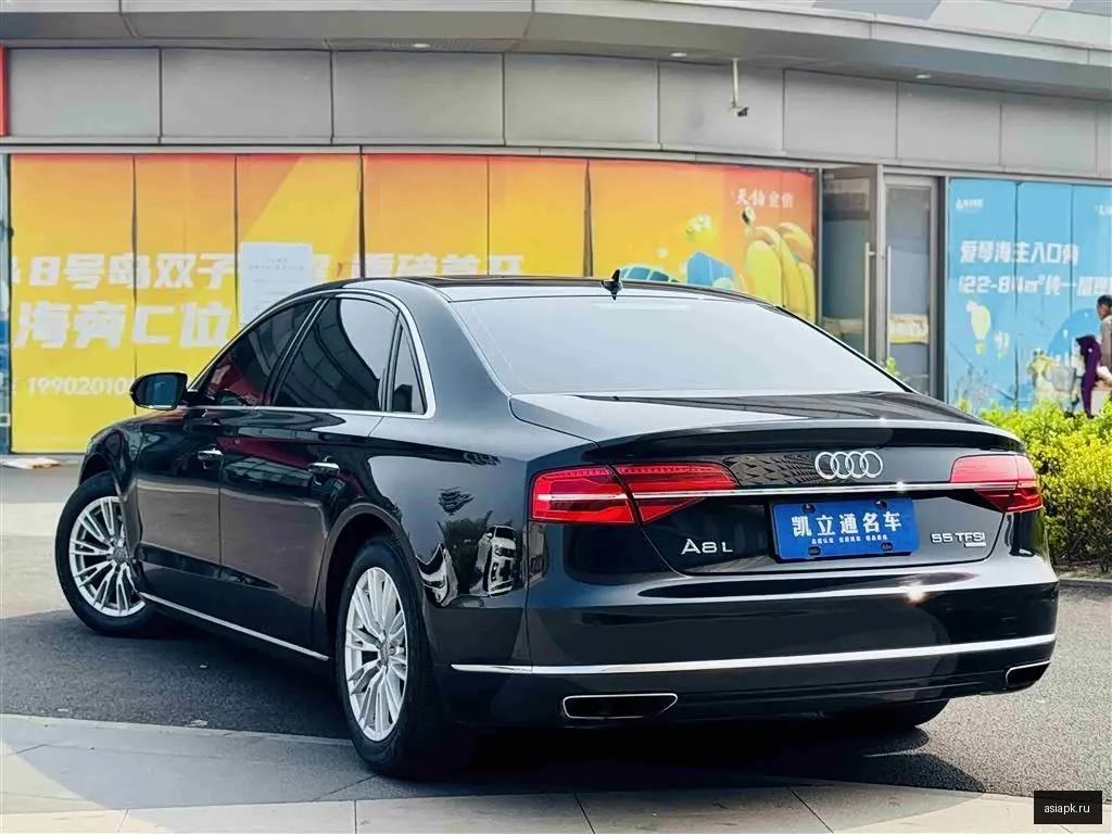 Audi A8 4