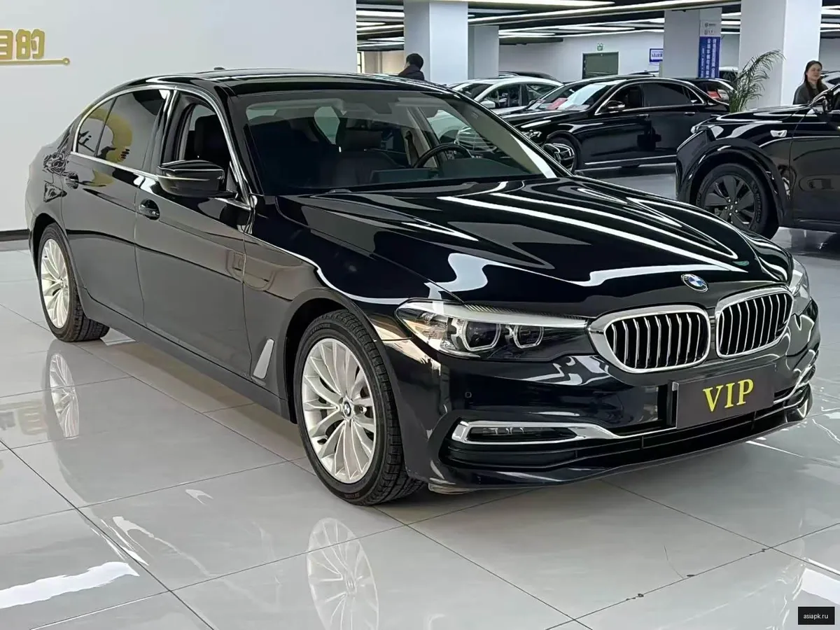BMW 5-Series 3