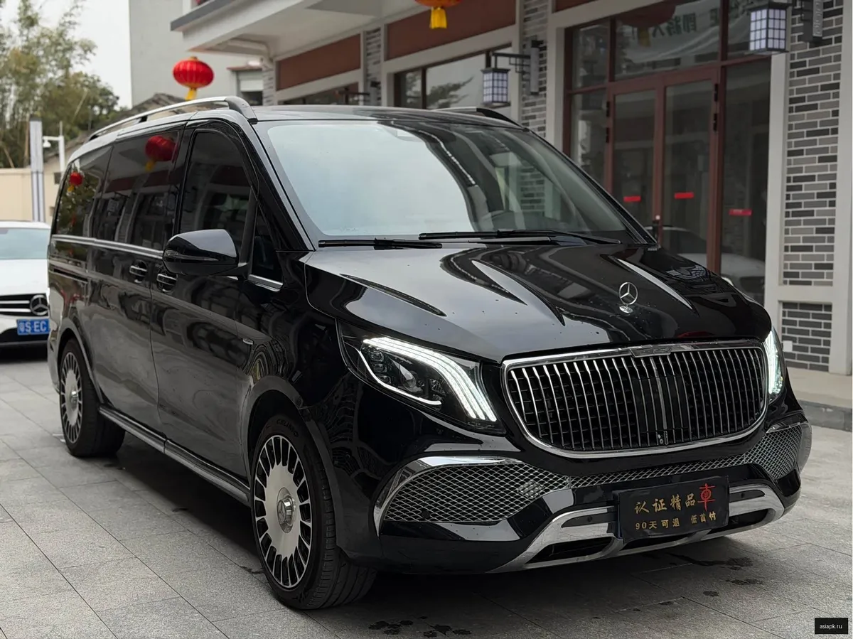 Mercedes-Benz V-Class 3