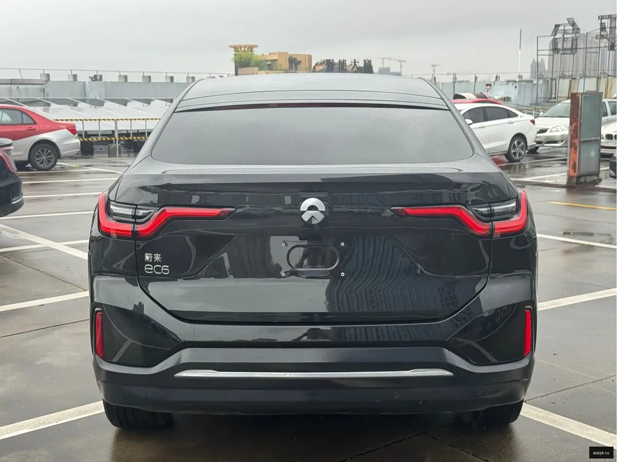 Nio EC6 4