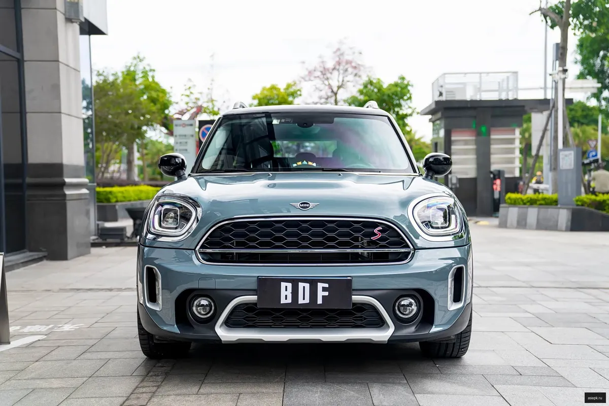 MINI Hatch 2