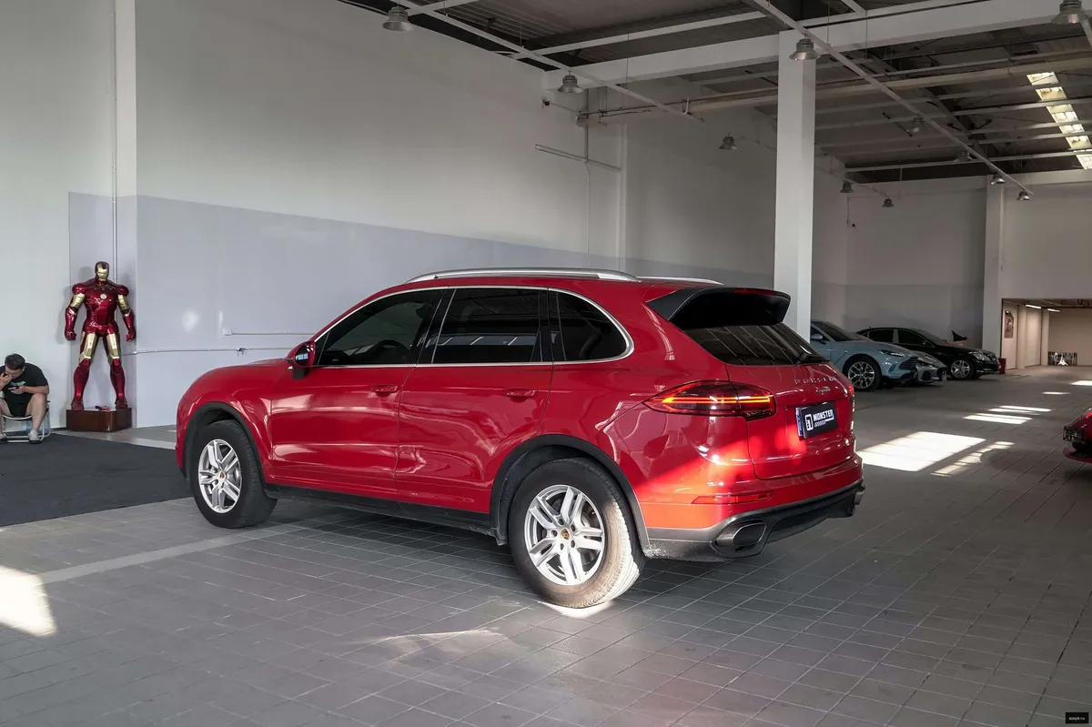 Porsche Cayenne 3
