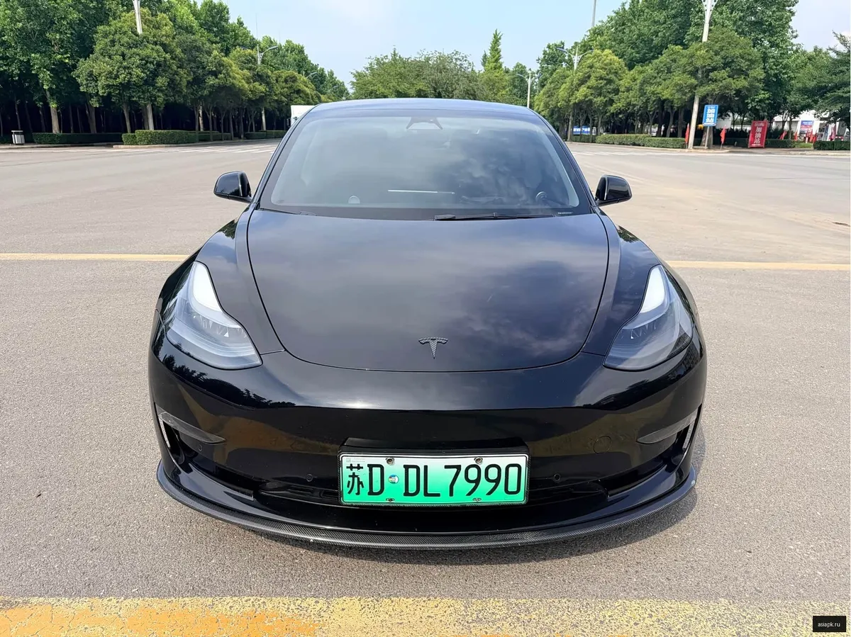 tesla Model Y 2