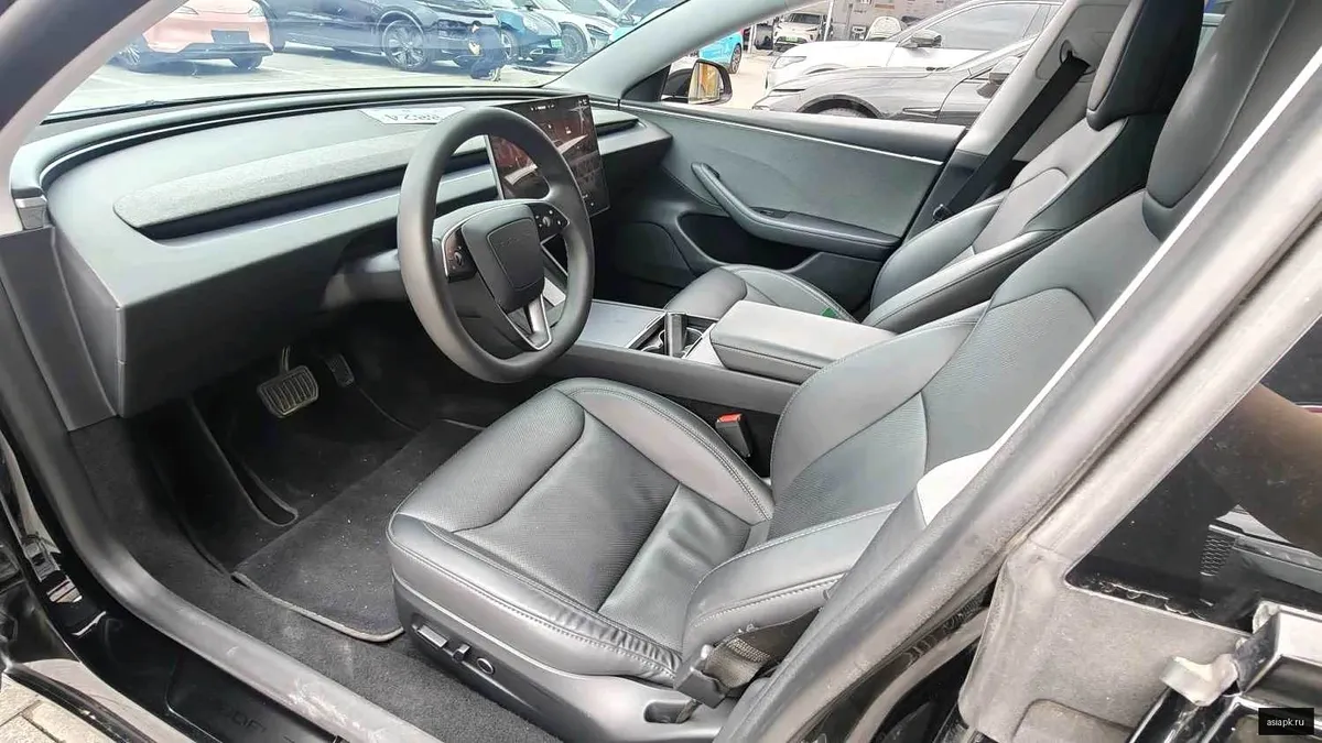 tesla Model Y 2
