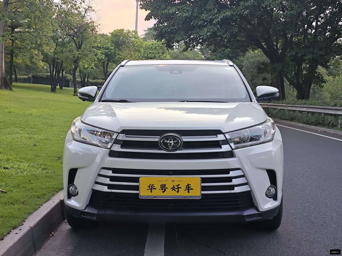 Toyota Highlander 2