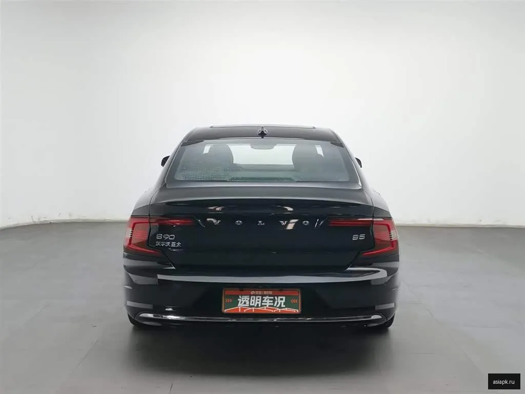 Volvo S90 4