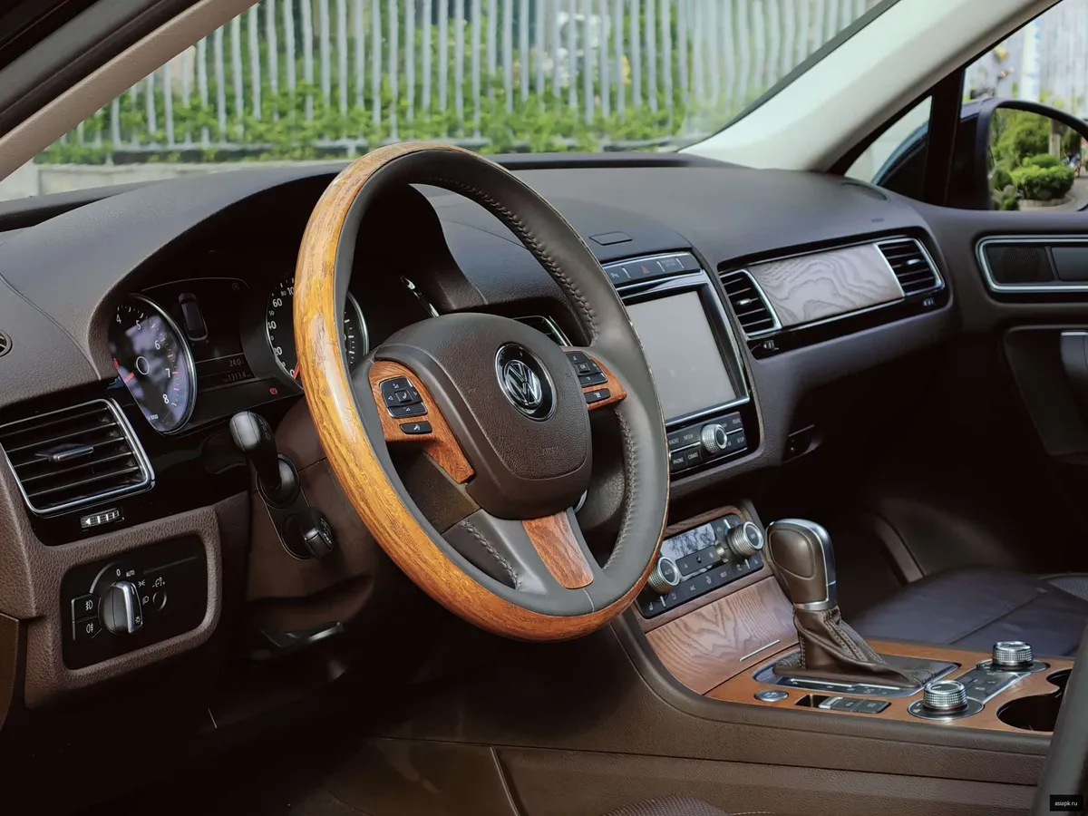 Volkswagen Touareg 4