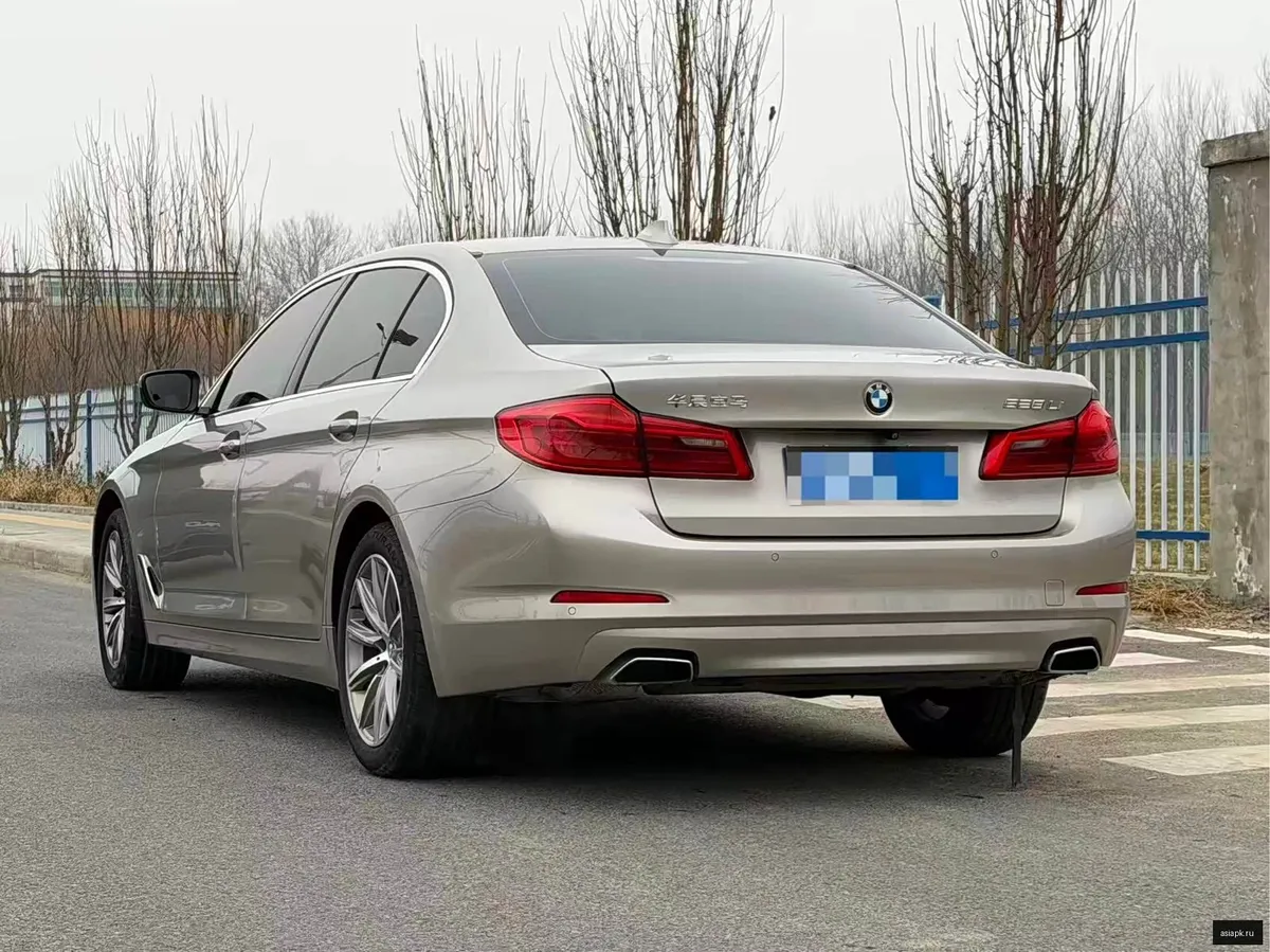 BMW 5-Series 6
