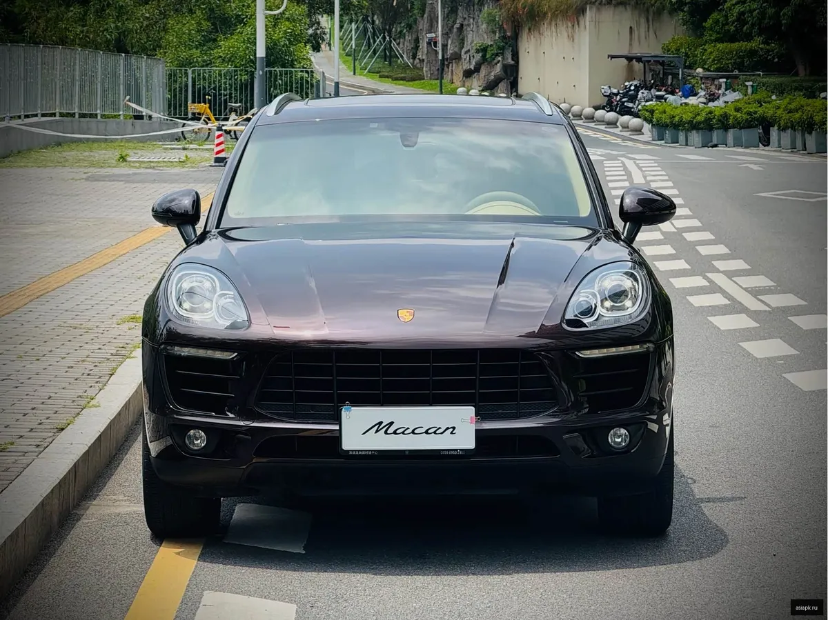 Porsche Macan 2