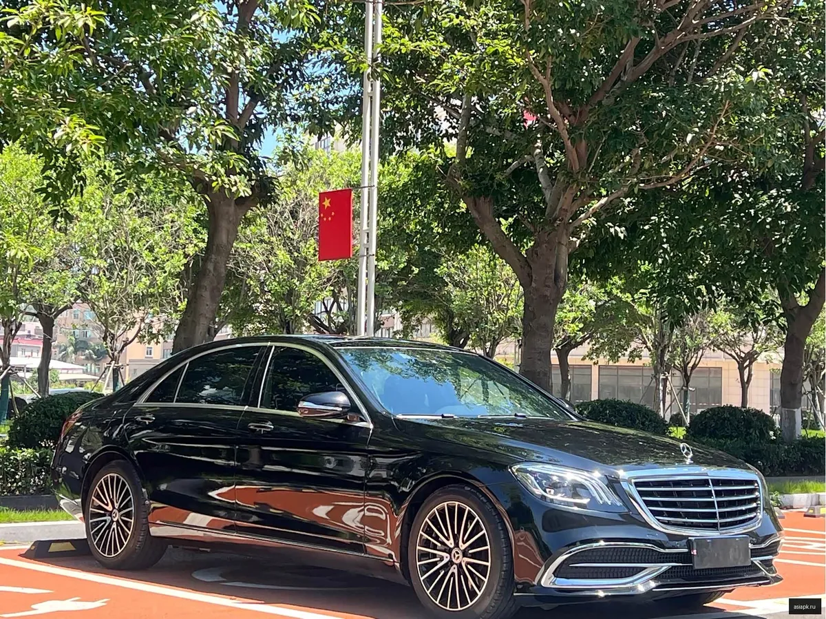 Mercedes-Benz S-Class 3