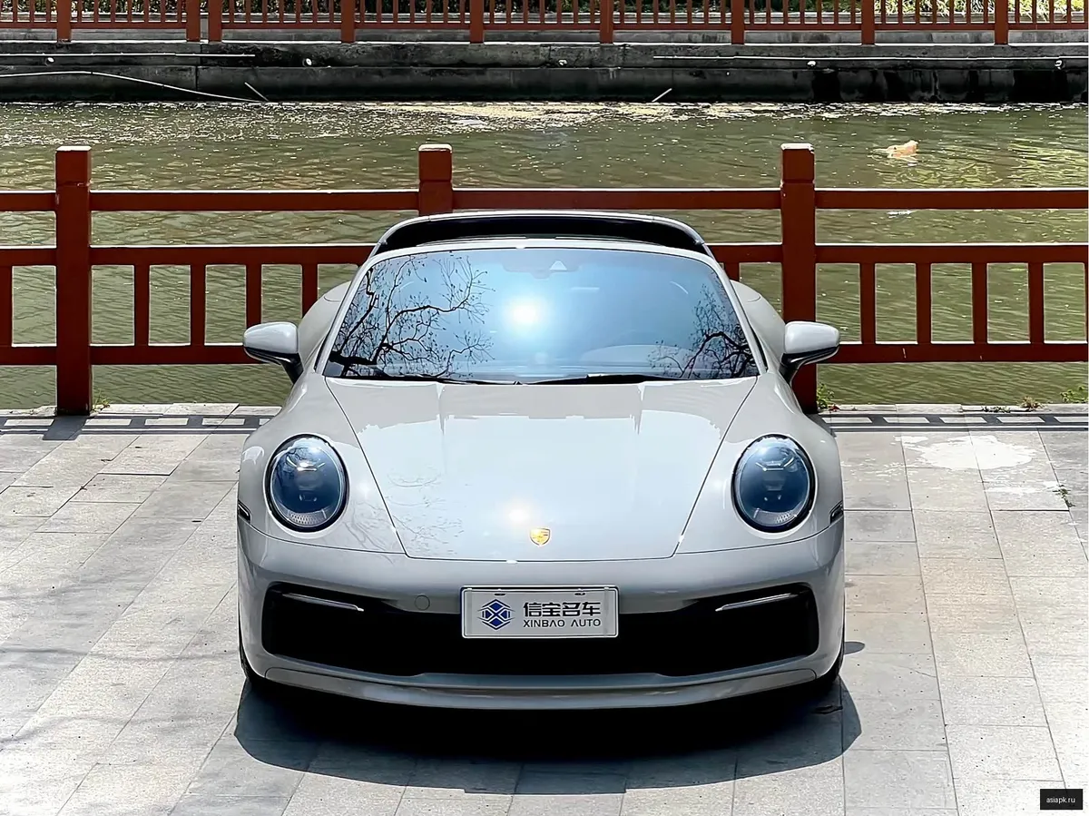 Porsche 911 5