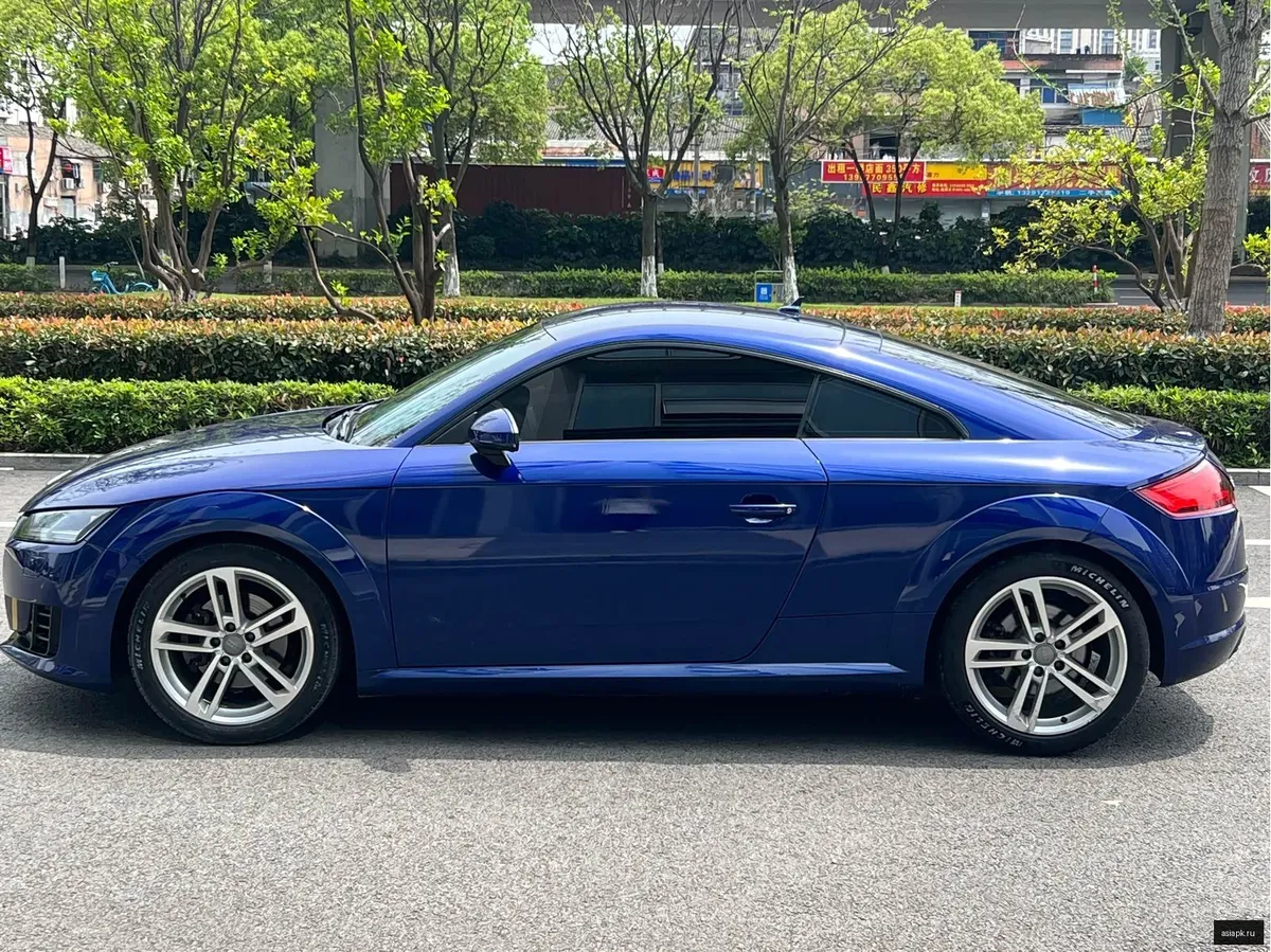 Audi TT 4