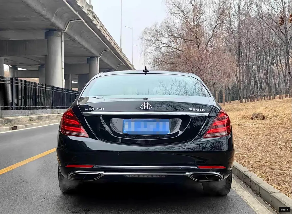 Mercedes-Benz S-Class 5