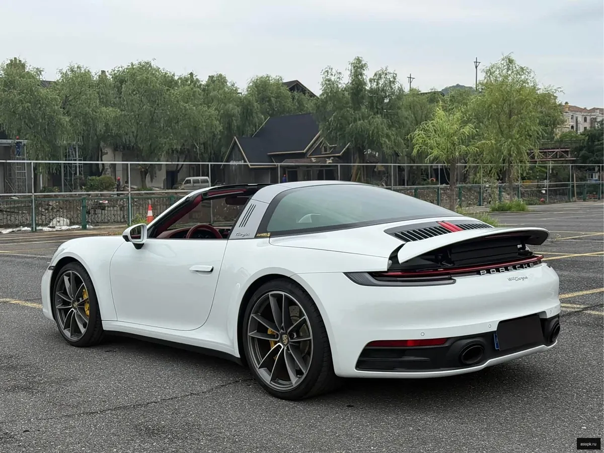 Porsche 911 4
