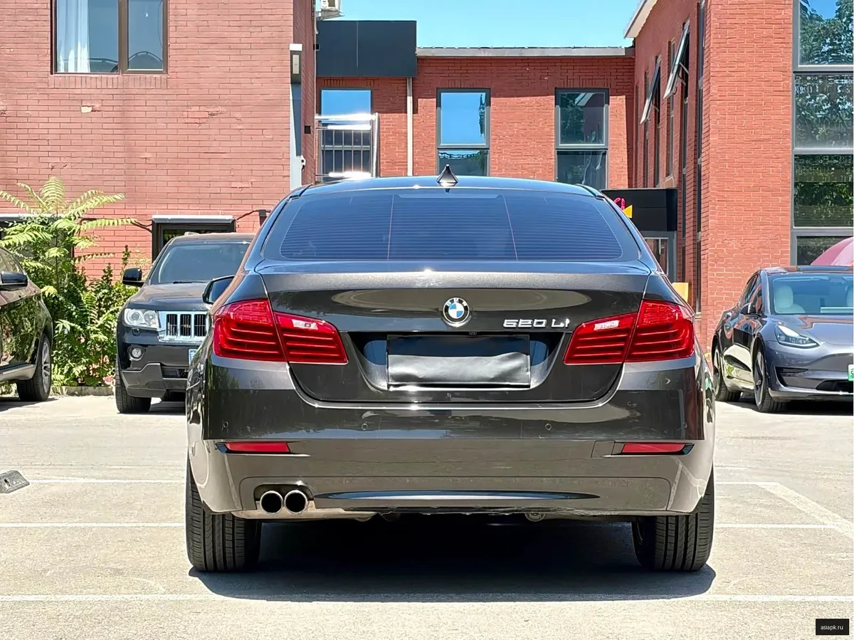 BMW 5-Series 5