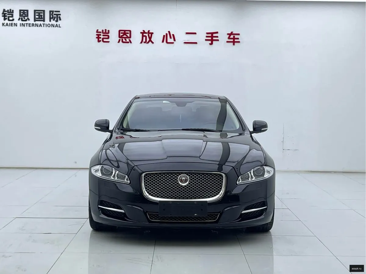 Jaguar XJ 2