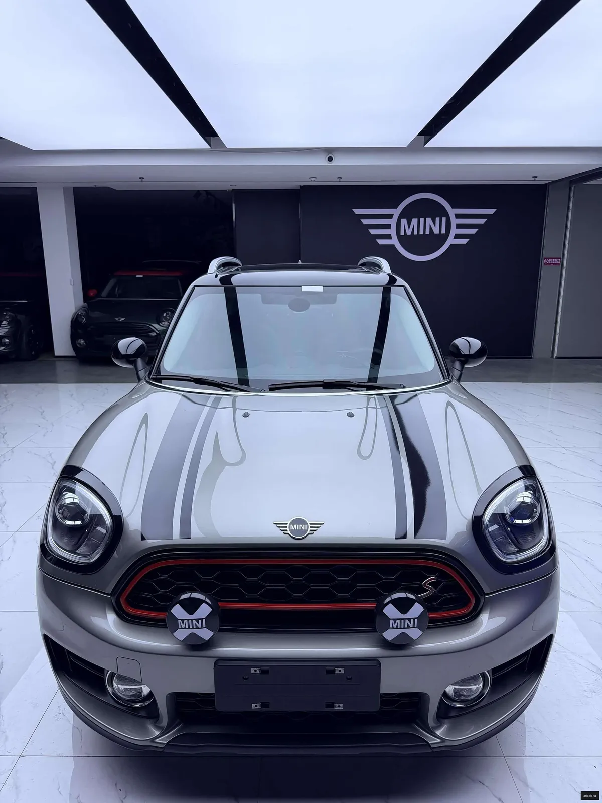 MINI Hatch 6